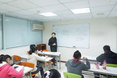 用產(chǎn)品和服務(wù)打動教育培訓消費者——前程教育的教育信息服務(wù)之道